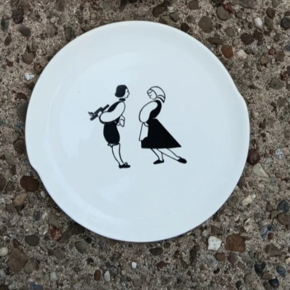 Vintage WS George bread plate in the Dutch Song of Love pattern - Picture 3 of 4